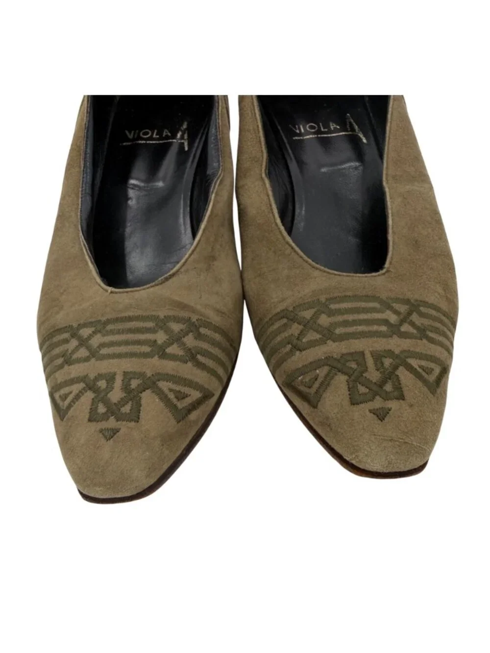 VTG VIOLA ITALIAN OLIVE GREEN SUEDE TRIBAL EMBROIDERED HEELS  - 38 (FITS LK 7)